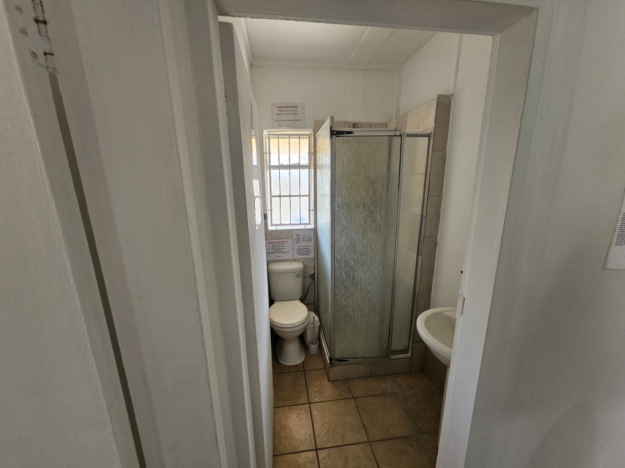 6 Bedroom Property for Sale in Brandwag Free State